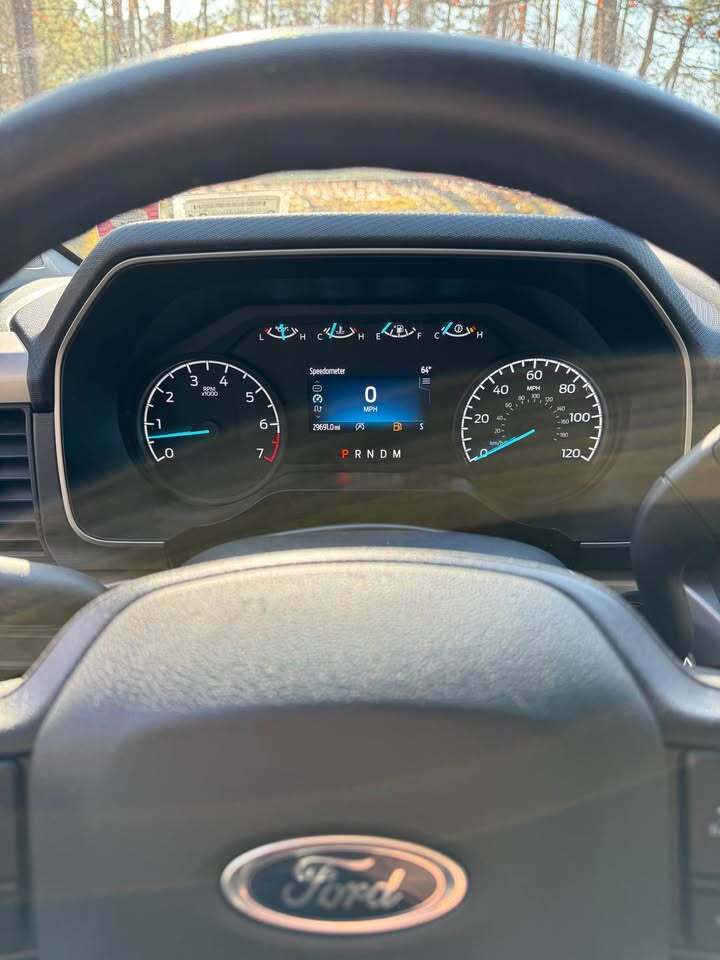 2023 Ford f150 supercrew cab XLT, photo 9 of 11