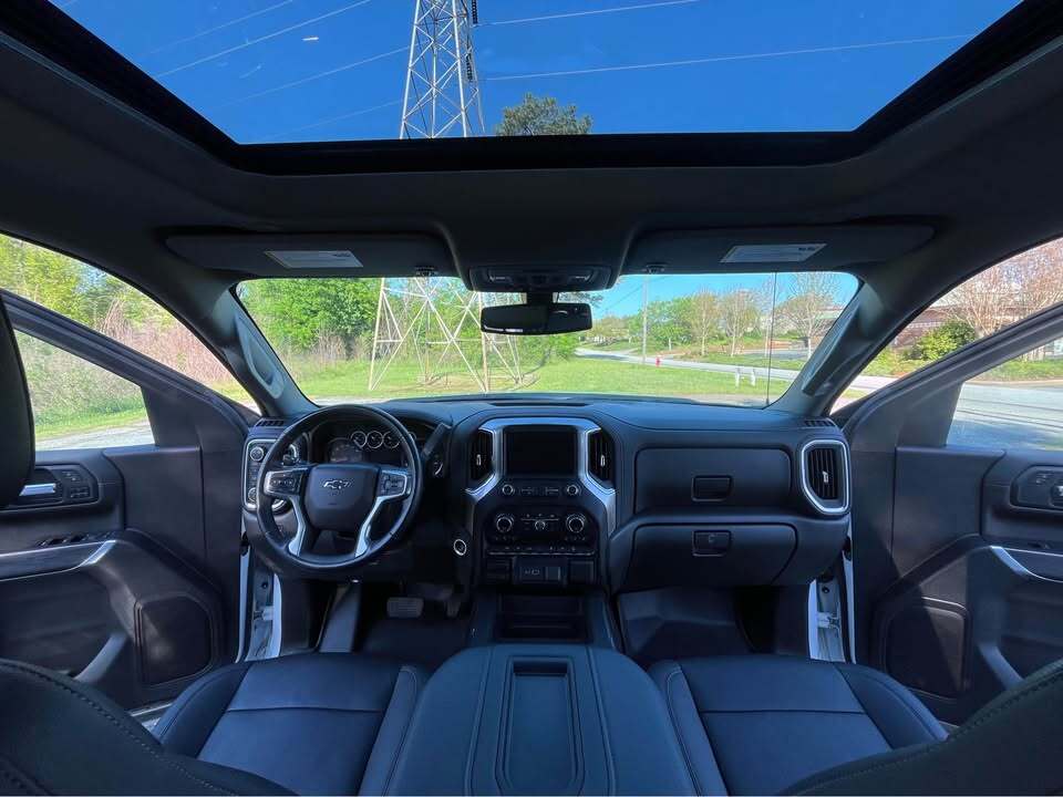 2021 Chevrolet silverado 1500 crew cab LTZ, photo 5 of 11