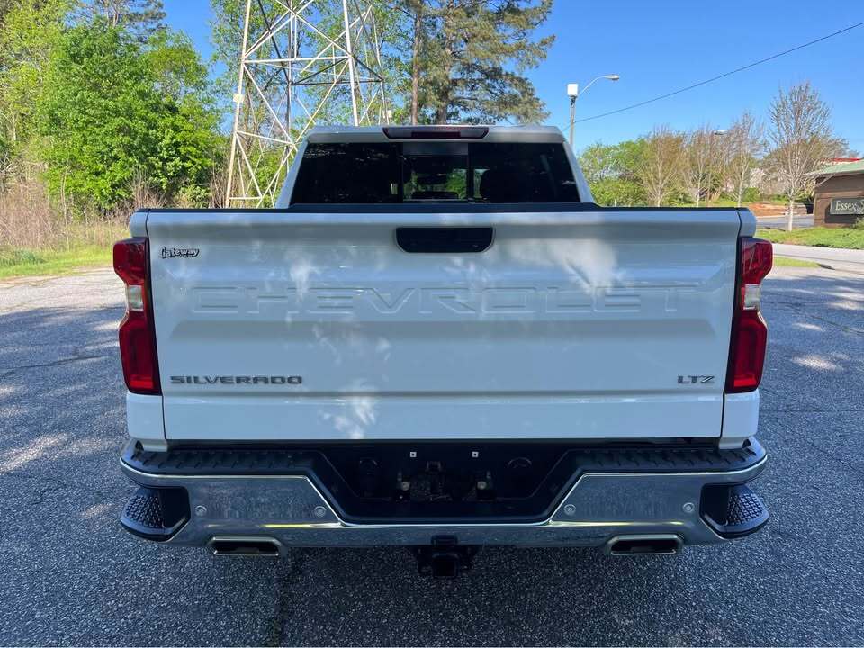 2021 Chevrolet silverado 1500 crew cab LTZ, photo 9 of 11