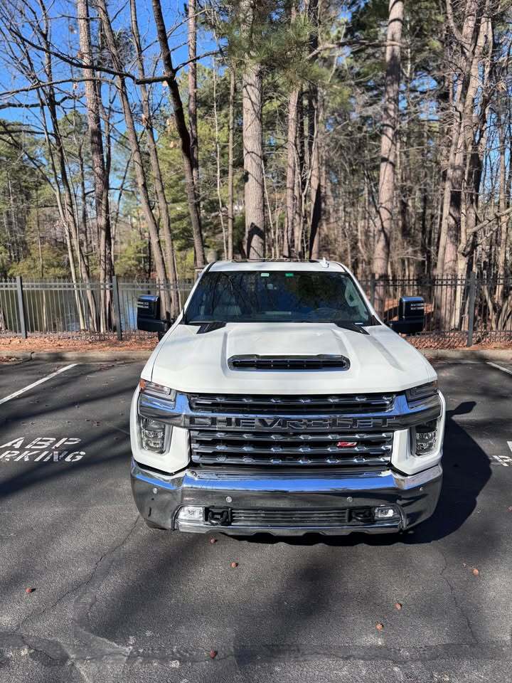 2022 Chevrolet Silverado 2500HD LTZ, photo 3 of 19