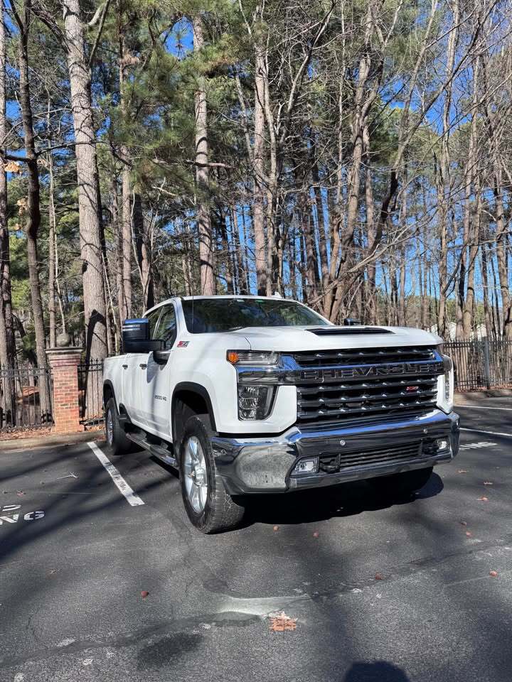 2022 Chevrolet Silverado 2500HD LTZ, photo 9 of 19