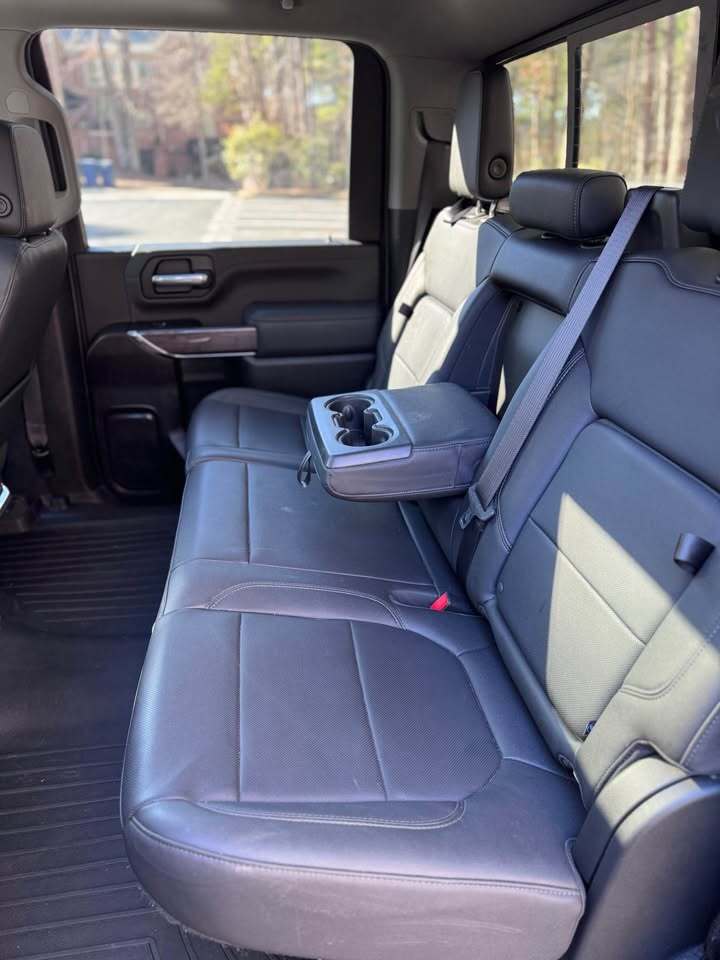 2022 Chevrolet Silverado 2500HD LTZ, photo 18 of 19
