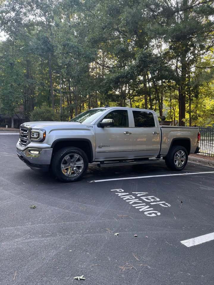 2018 GMC Sierra 1500 SLT, photo 6 of 19