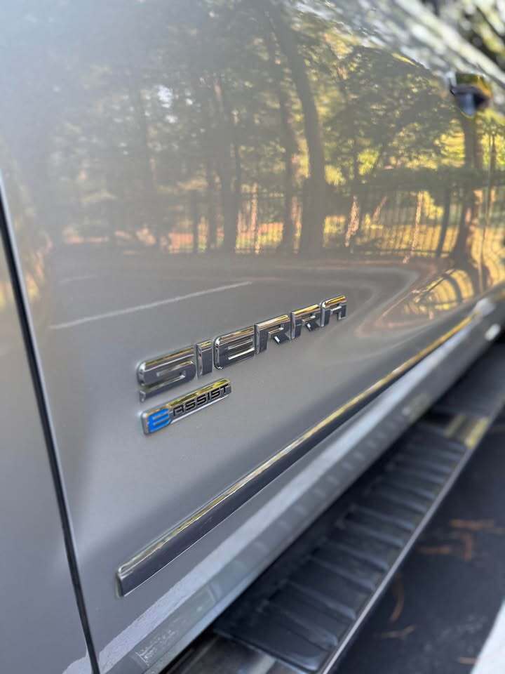 2018 GMC Sierra 1500 SLT, photo 8 of 19