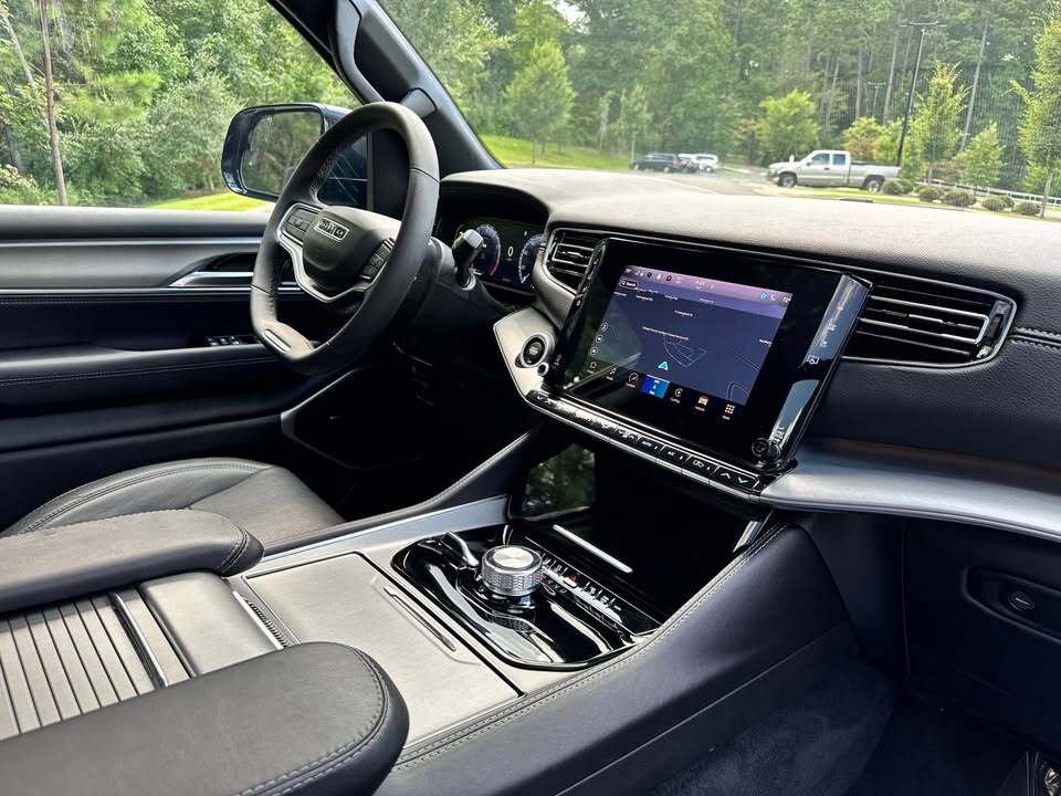 2023 Jeep wagoneer series II, photo 9 of 14