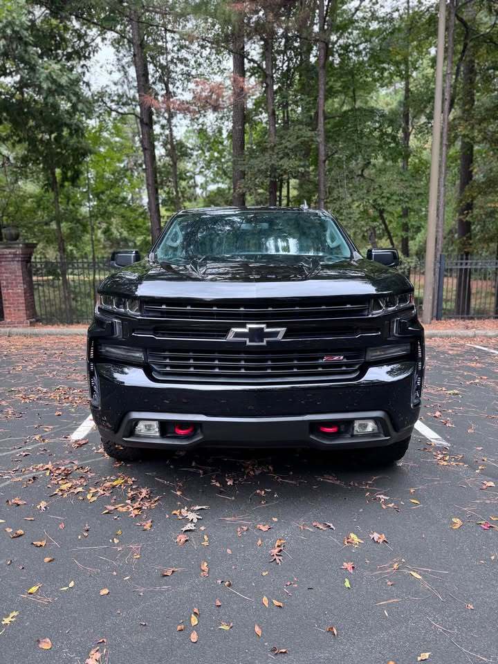 2021 Chevrolet Silverado 1500 LT Trail Boss, photo 2 of 18