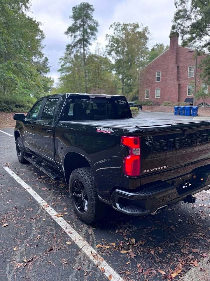 2021 Chevrolet Silverado 1500 LT Trail Boss, photo 9 of 18