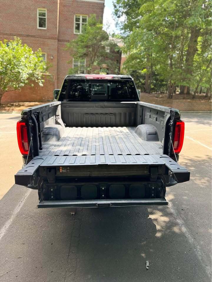 2022 GMC Sierra 2500 hd crew cab Denali, photo 8 of 18