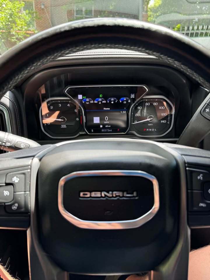 2022 GMC Sierra 2500 hd crew cab Denali, photo 15 of 18