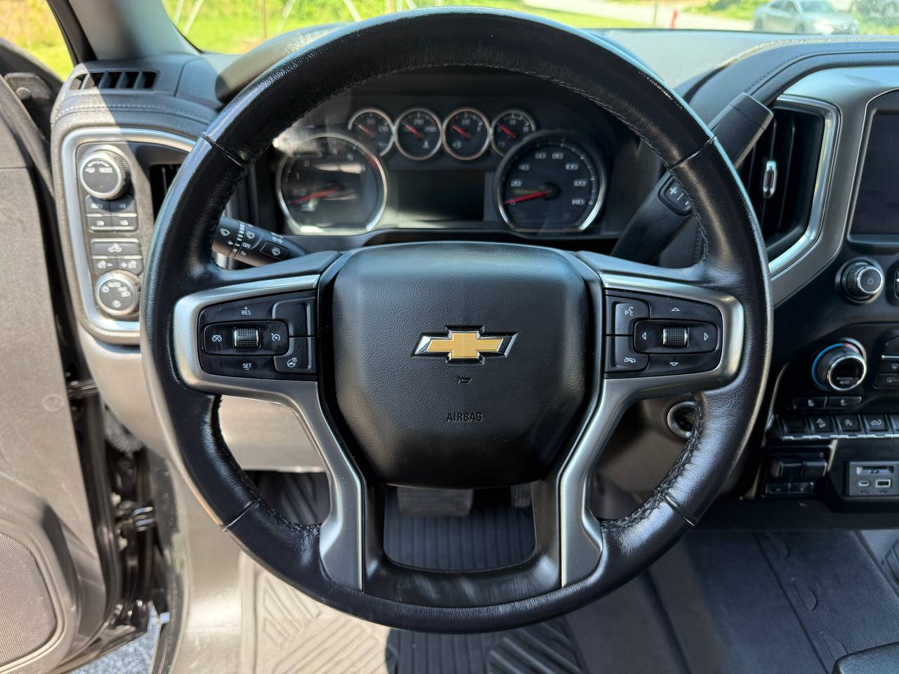 2021 Chevrolet Silverado 1500 LT 4WD Z71, photo 17 of 17