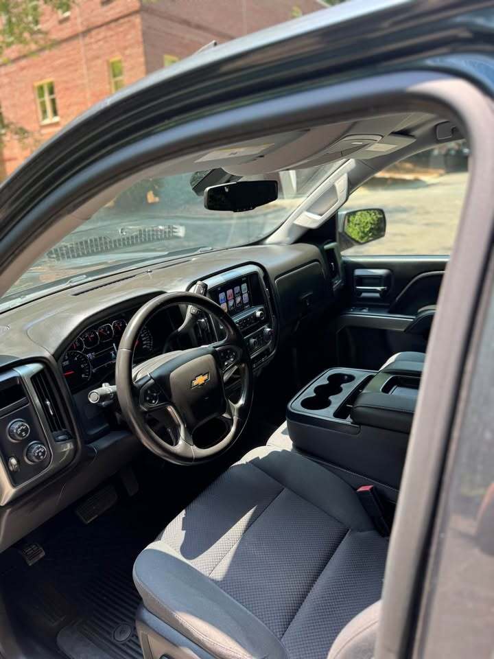 2018 Chevrolet silverado 1500 crew cab LT, photo 12 of 20