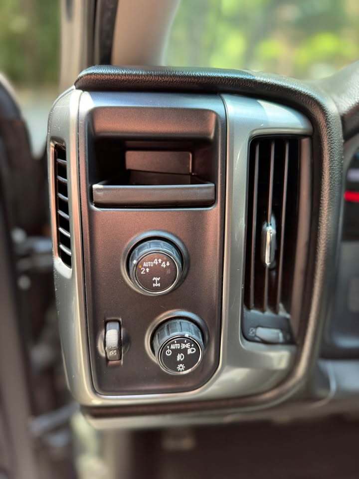 2018 Chevrolet silverado 1500 crew cab LT, photo 18 of 20