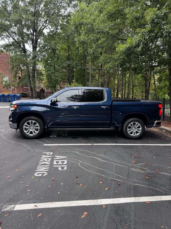 2023 Chevrolet Silverado 1500 LTZ, photo 6 of 14
