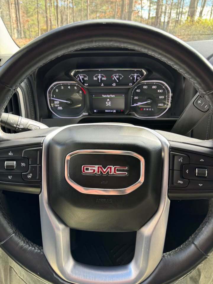 2020 GMC sierra 1500 SLT, photo 8 of 13