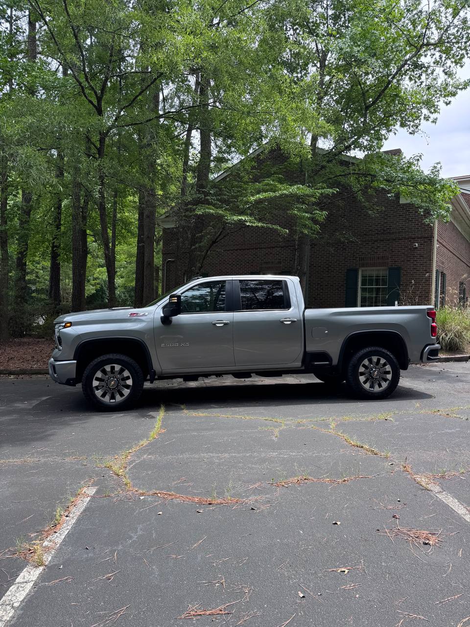 2025 Chevrolet Silverado 2500HD LT, photo 3 of 19