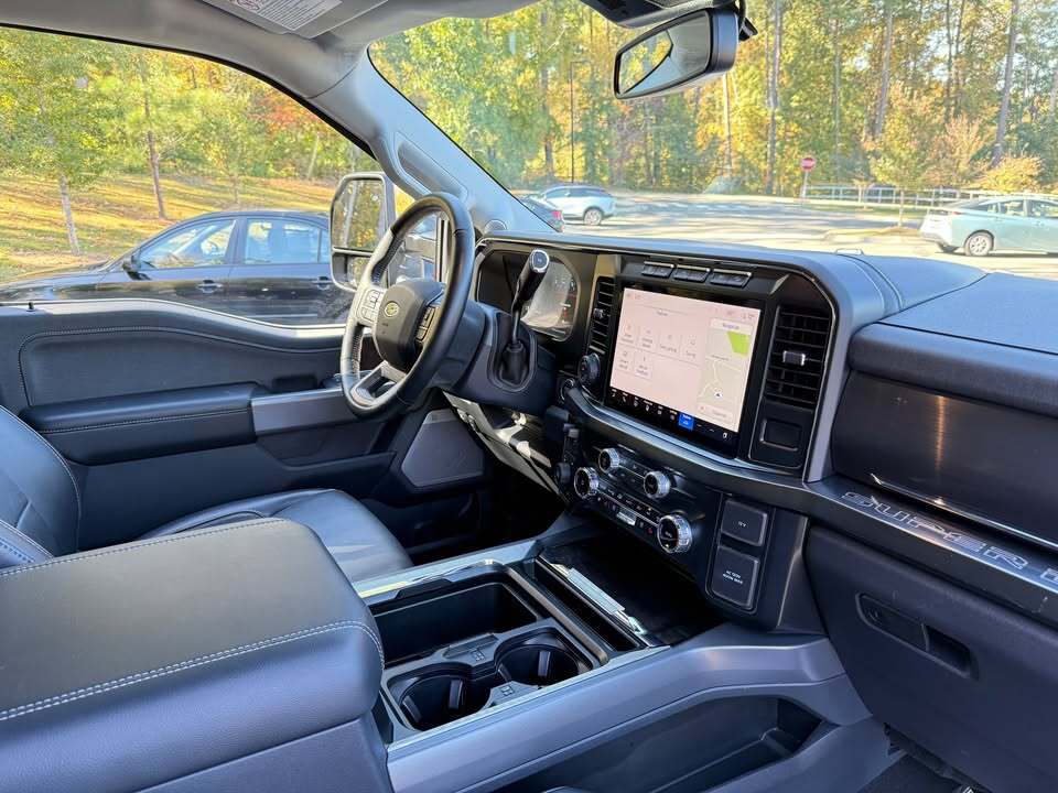 2024 Ford f350 LARIAT DULLY, photo 16 of 18