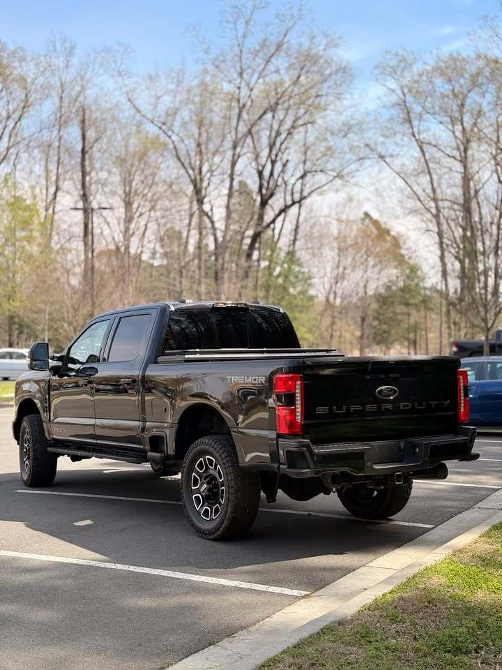 2024 Ford f350 HD Tremor, photo 3 of 17
