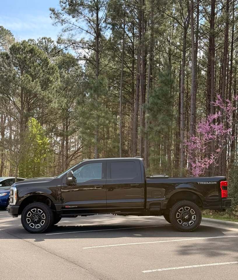 2024 Ford f350 HD Tremor, photo 6 of 17