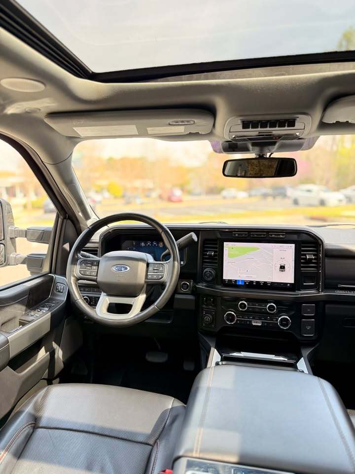 2024 Ford f350 HD Tremor, photo 10 of 17