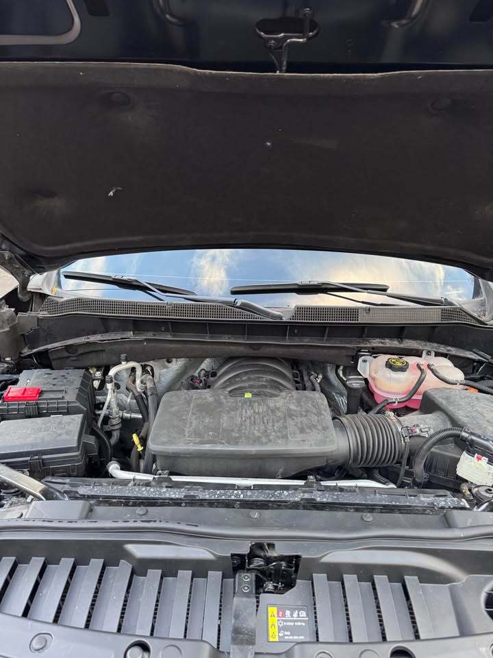 2023 Chevrolet Silverado 1500 RST, photo 5 of 18