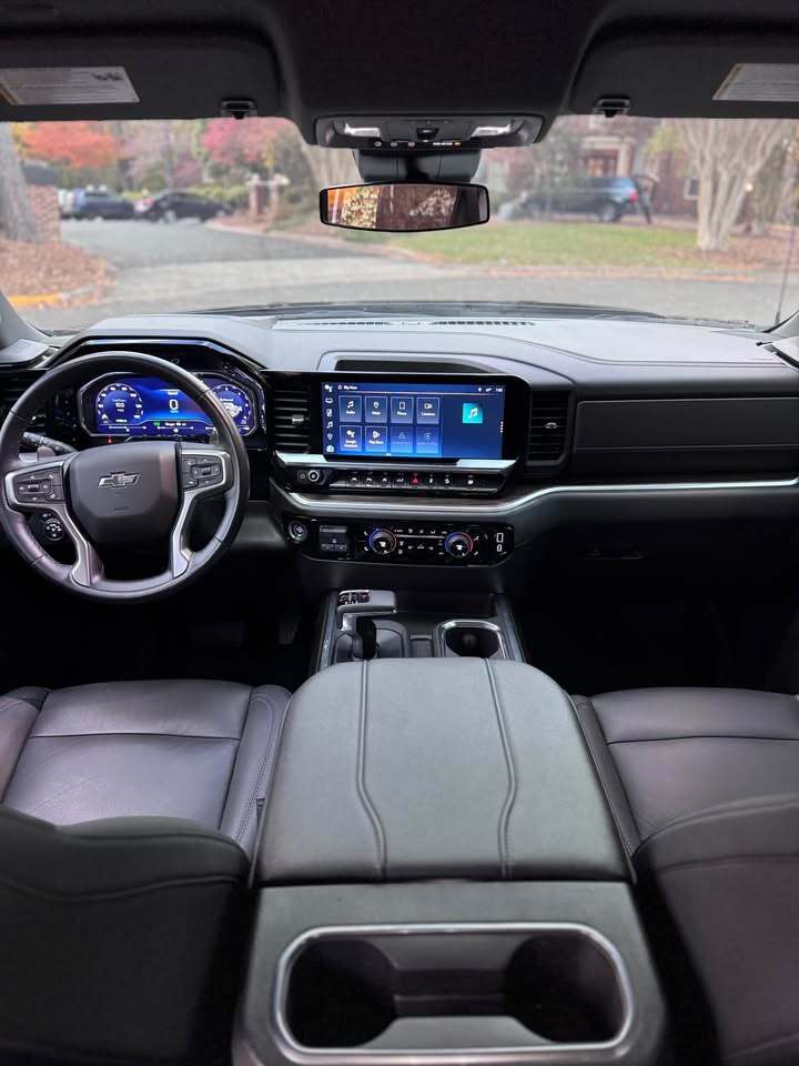 2023 Chevrolet Silverado 1500 RST, photo 17 of 18