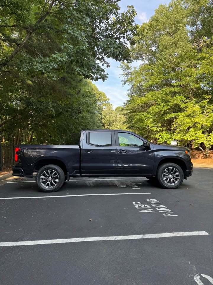 2022 Chevrolet Silverado 1500 RST 4WD, photo 6 of 16