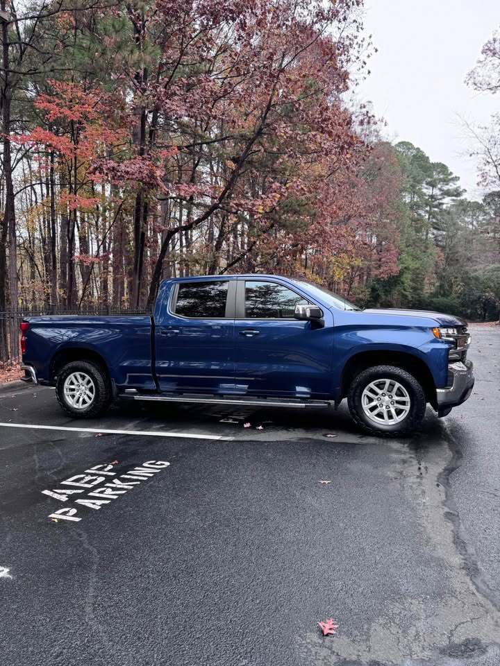 2021 Chevrolet silverado 1500 LT Pickup 6 1/2 ft, photo 3 of 16
