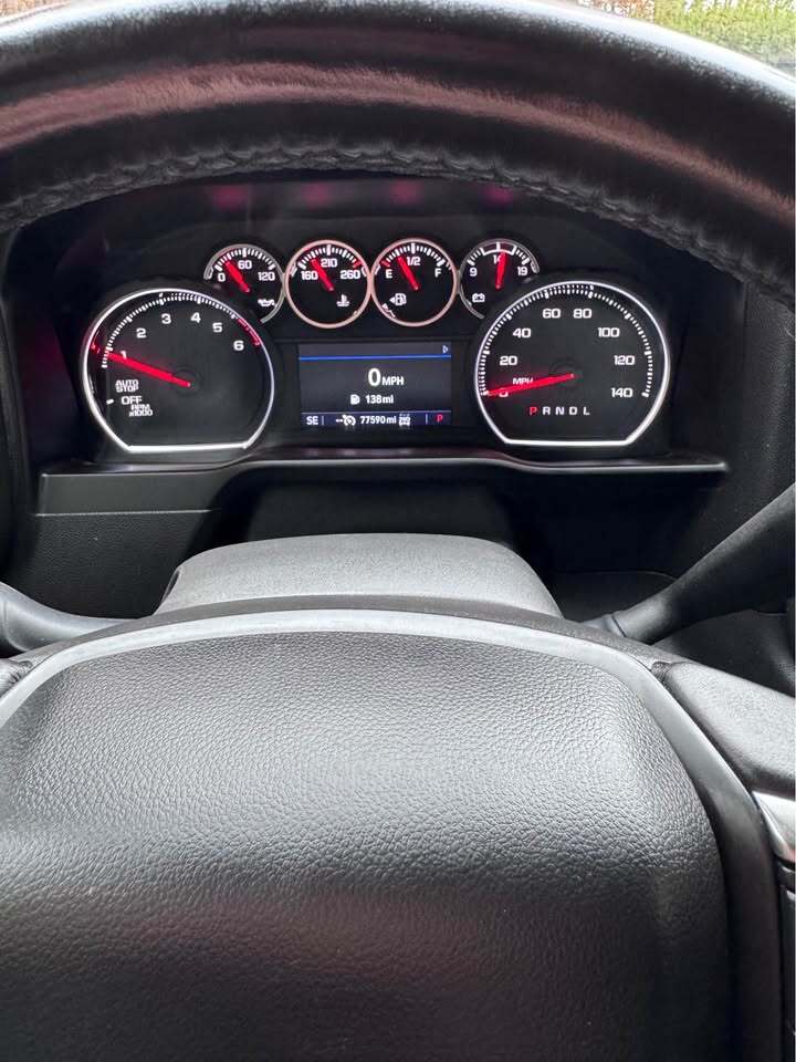 2021 Chevrolet silverado 1500 LT Pickup 6 1/2 ft, photo 8 of 16