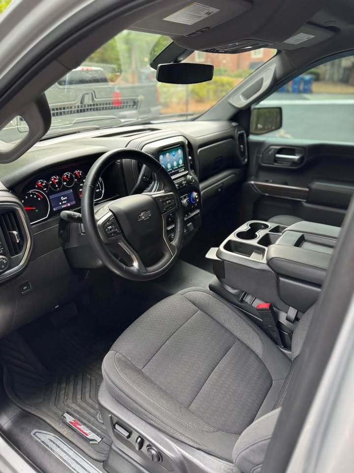 2020 Chevrolet silverado 1500 crew cab RST, photo 10 of 17
