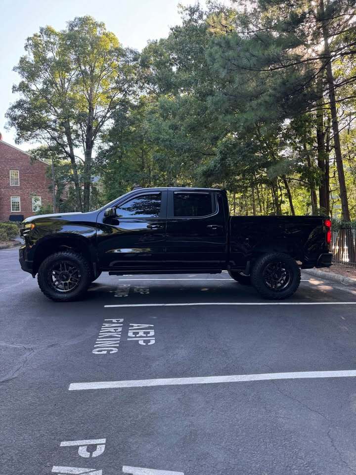 2019 Chevrolet Silverado 1500 RST — Lifted 4x4, photo 9 of 17