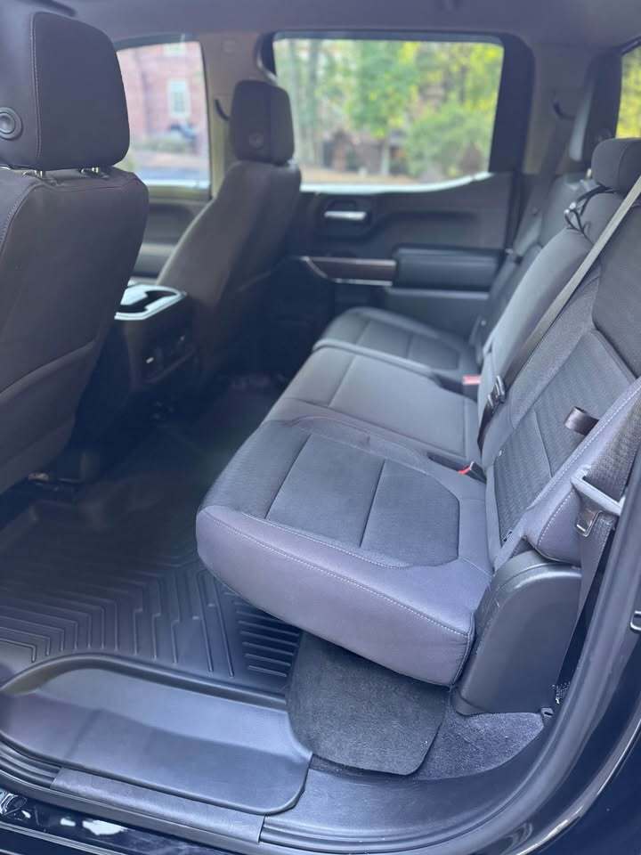 2019 Chevrolet Silverado 1500 RST — Lifted 4x4, photo 10 of 17