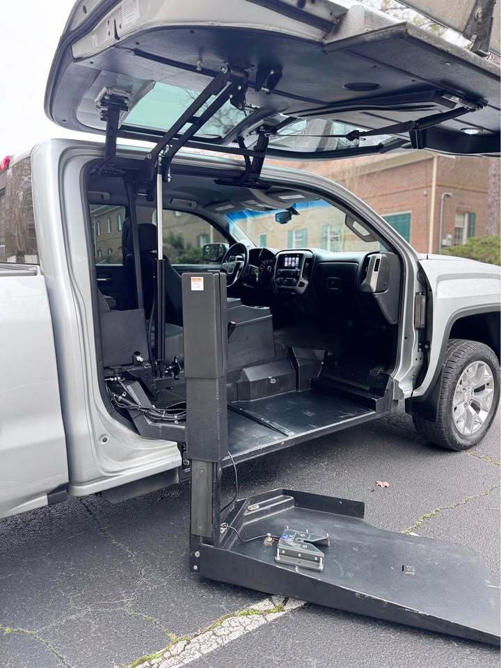 2017 GMC Sierra 1500 SLT, photo 3 of 19