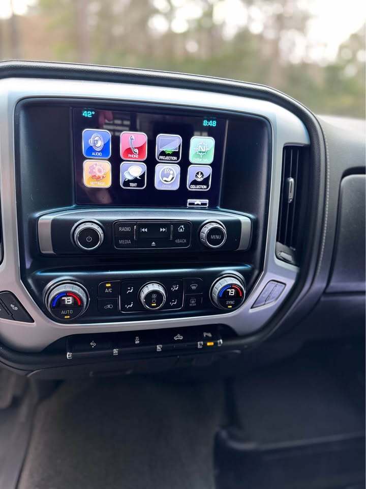 2017 GMC Sierra 1500 SLT, photo 9 of 19