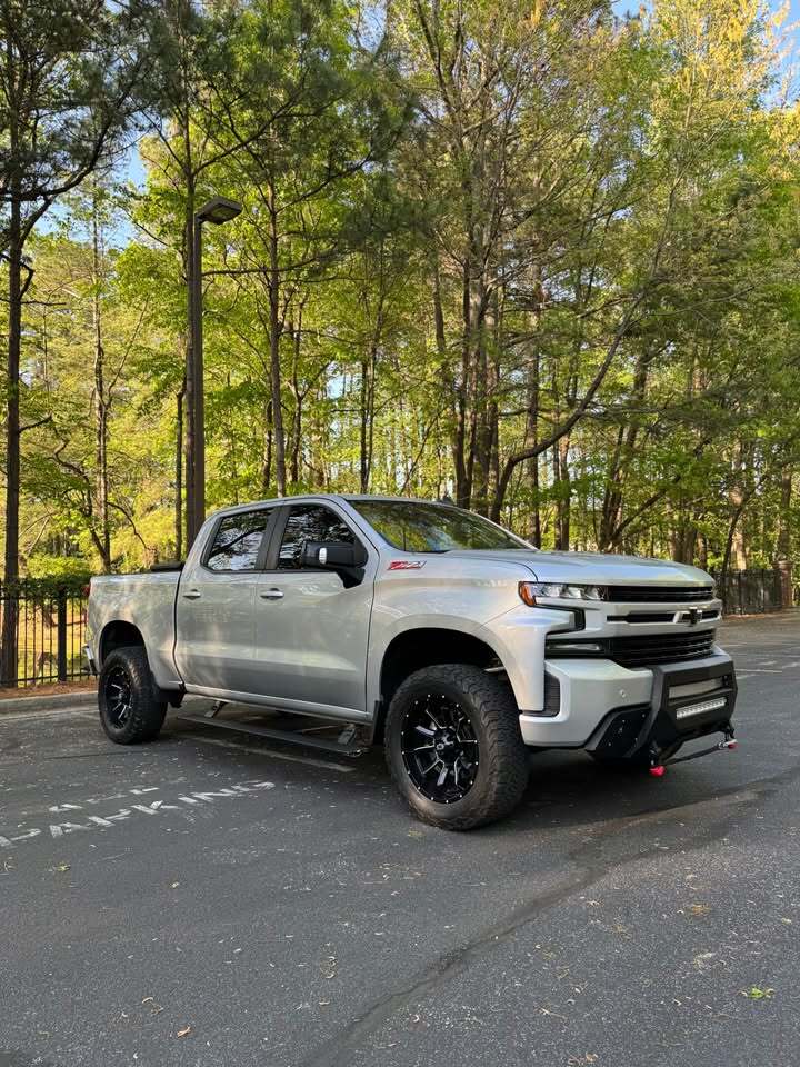 2022 Chevrolet silverado 1500 crew cab RST, photo 2 of 11