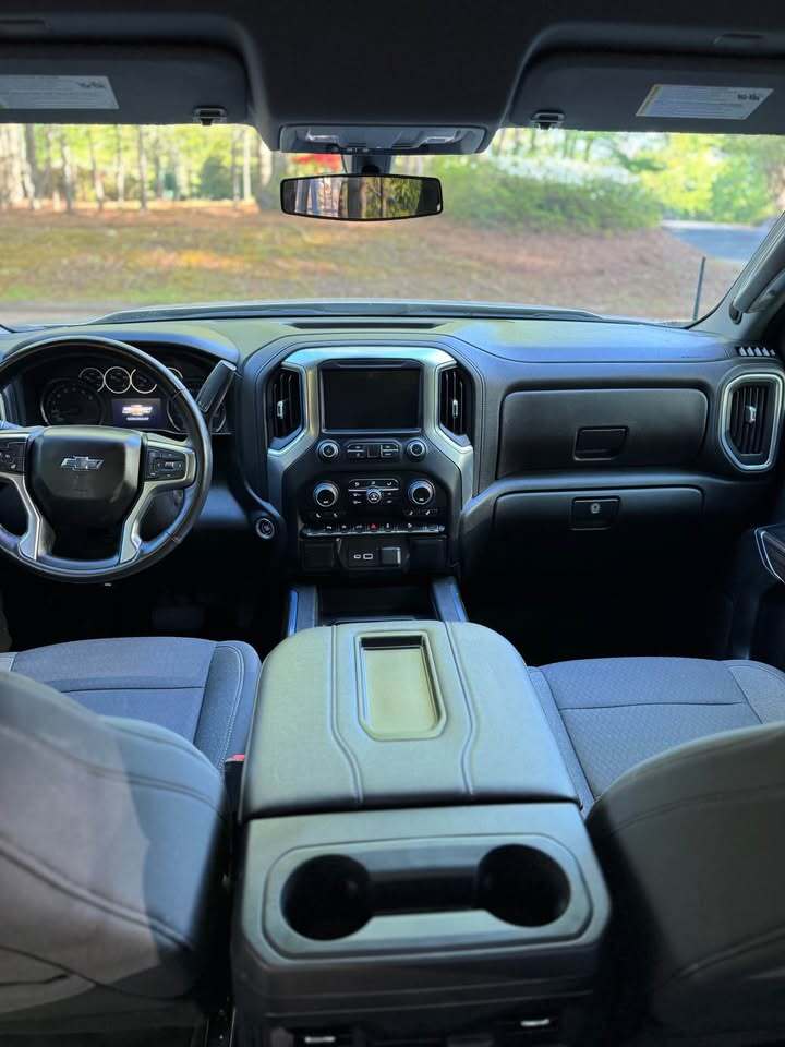 2022 Chevrolet silverado 1500 crew cab RST, photo 5 of 11