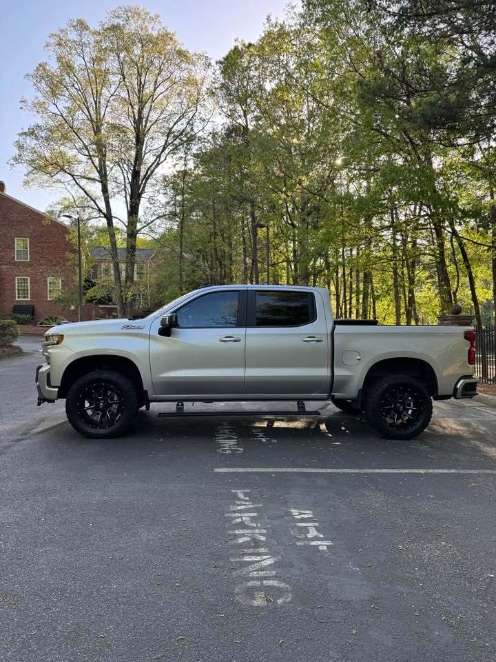 2022 Chevrolet silverado 1500 crew cab RST, photo 10 of 11