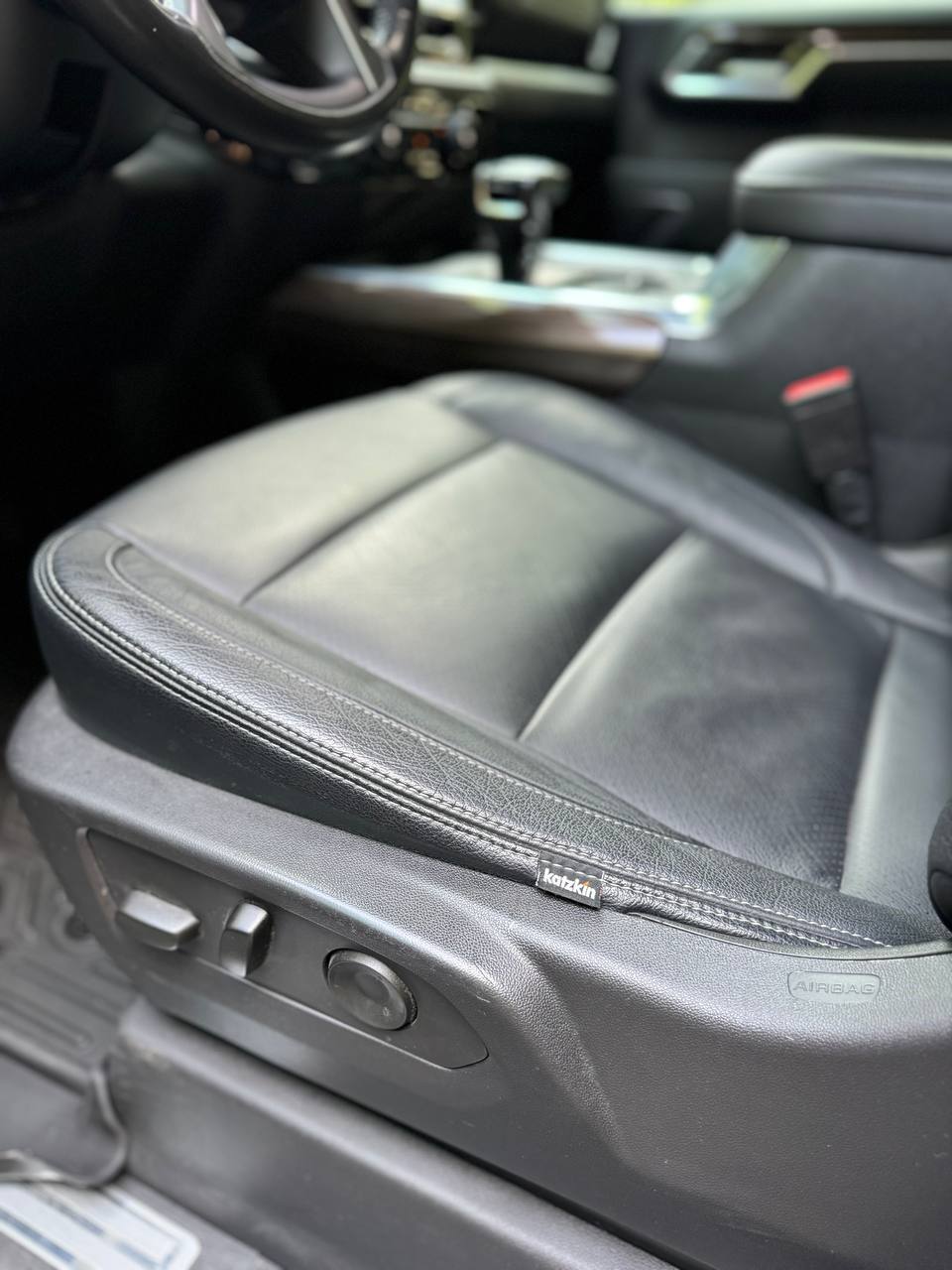 2022 Chevrolet Silverado 1500 RST, photo 6 of 21