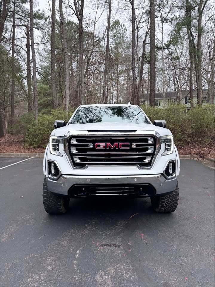 2019 GMC Sierra 1500 SLT| 6” Lift, photo 2 of 20