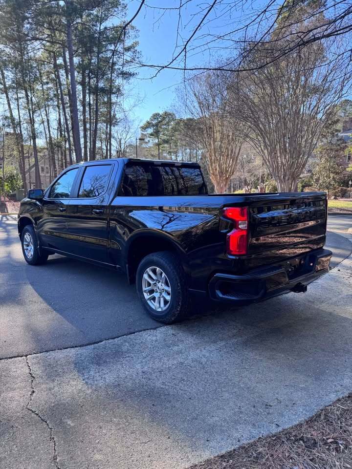 2023 Chevrolet Silverado 1500 RST | 5.3L V8, photo 5 of 18