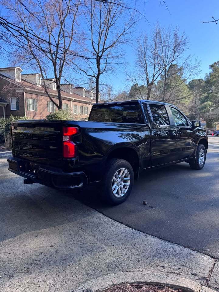 2023 Chevrolet Silverado 1500 RST | 5.3L V8, photo 7 of 18