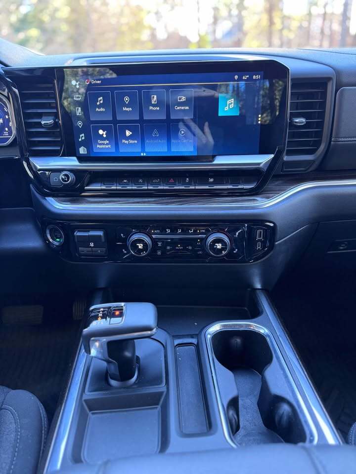 2023 Chevrolet Silverado 1500 RST | 5.3L V8, photo 15 of 18