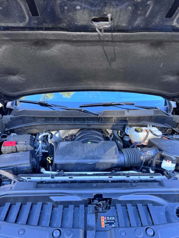 2023 Chevrolet Silverado 1500 RST | 5.3L V8, photo 17 of 18