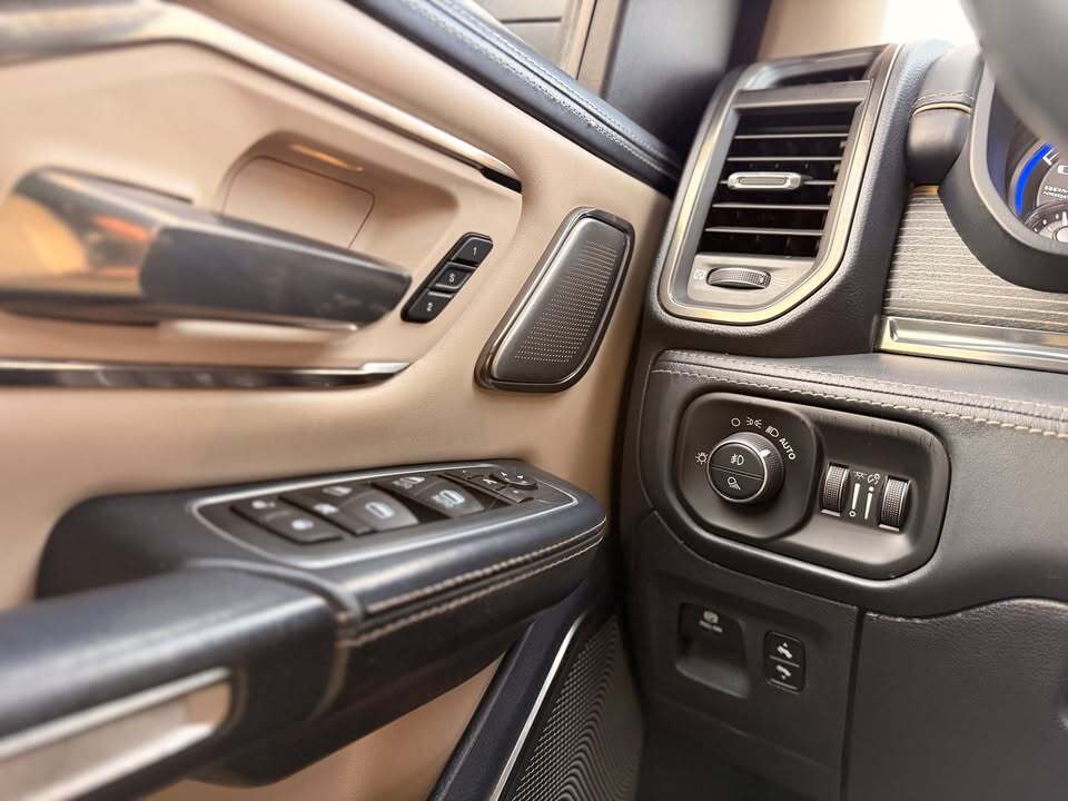 2020 RAM LIMITED 1500 5.7L, photo 13 of 16