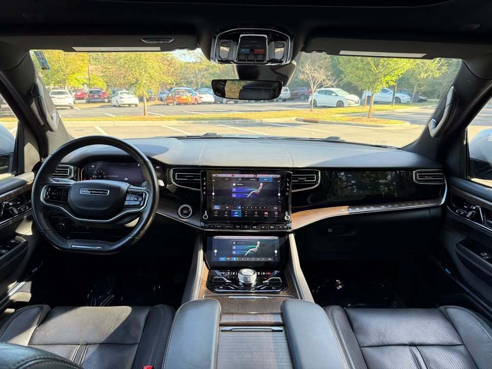 2022 Jeep grand wagoneer, photo 11 of 11