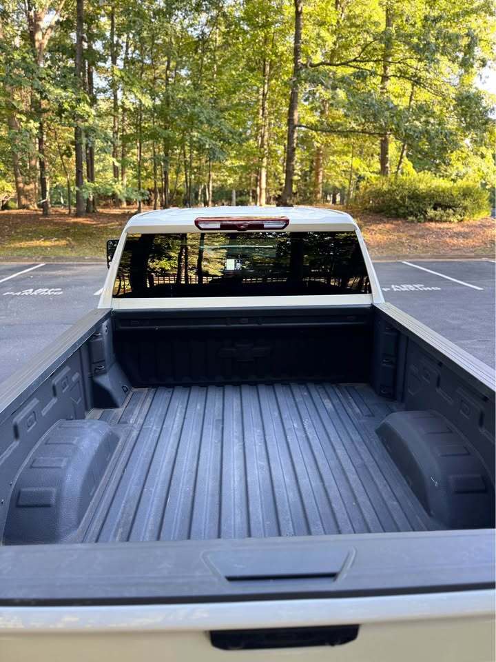 2024 Chevrolet Silverado 2500 LT 4×4 Crew Cab, photo 5 of 15