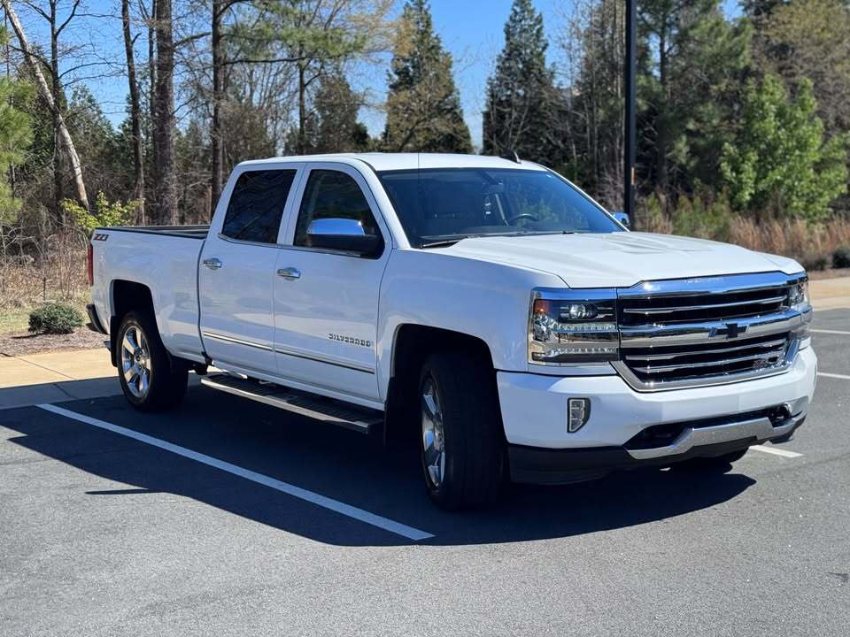 2018 Chevrolet silverado crew cab z71, photo 3 of 16
