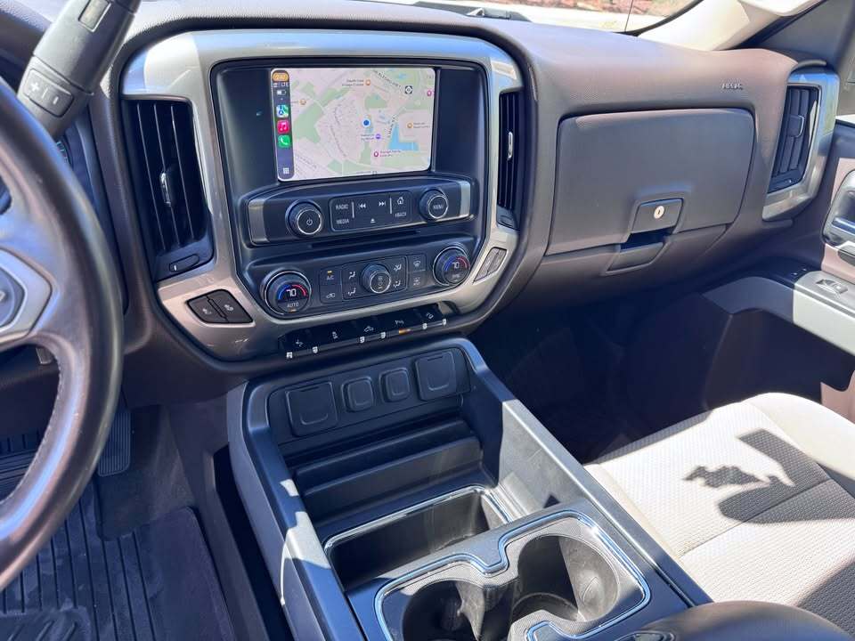 2018 Chevrolet silverado crew cab z71, photo 12 of 16