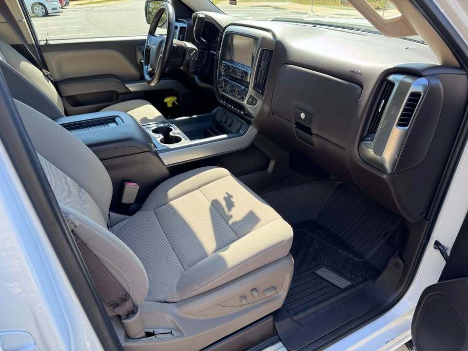 2018 Chevrolet silverado crew cab z71, photo 13 of 16