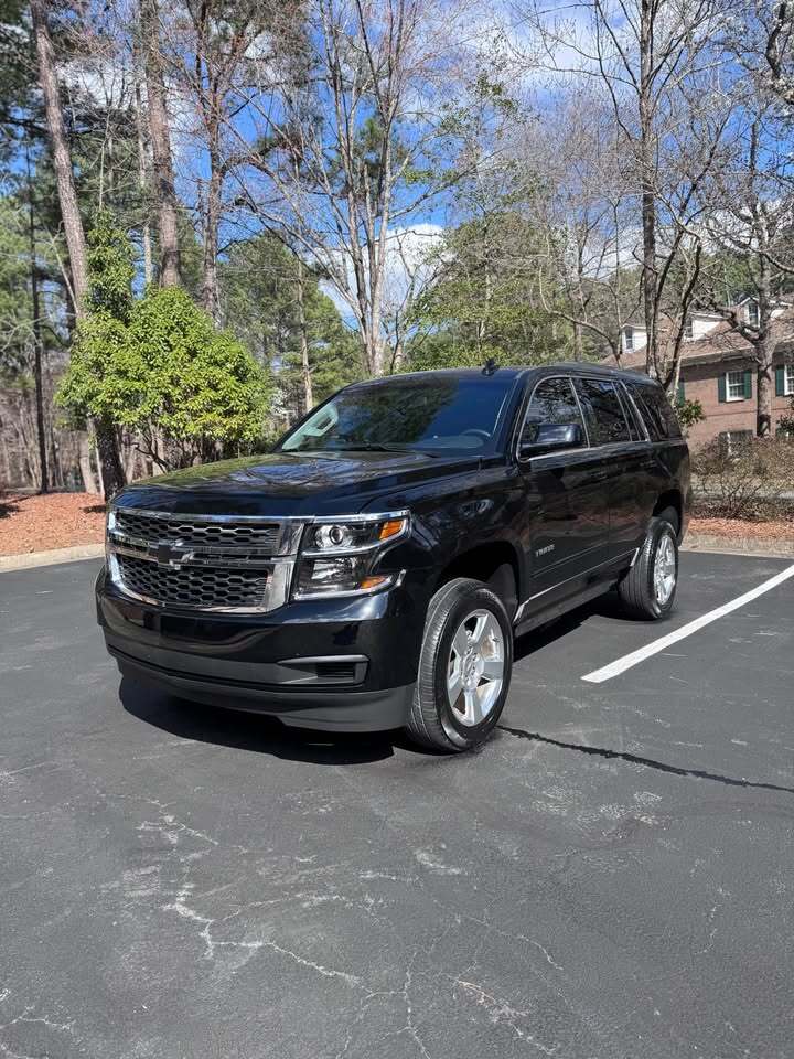 2017 Chevrolet Tahoe LS, photo 5 of 19
