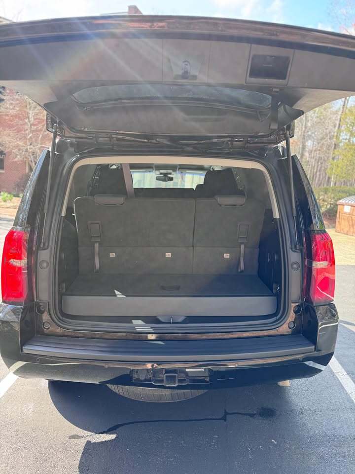 2017 Chevrolet Tahoe LS, photo 8 of 19